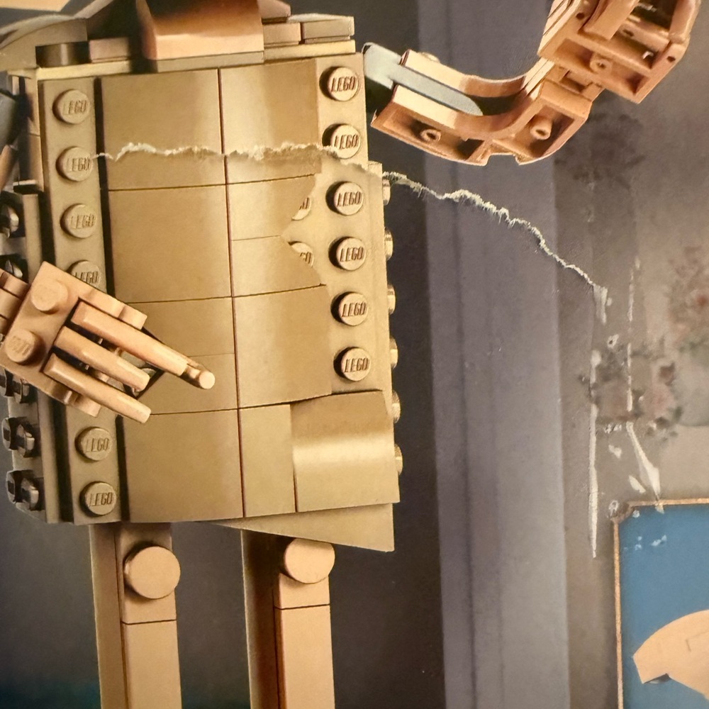 LEGO Harry Potter Dobby the House Elf Set - Picture 3 of 3